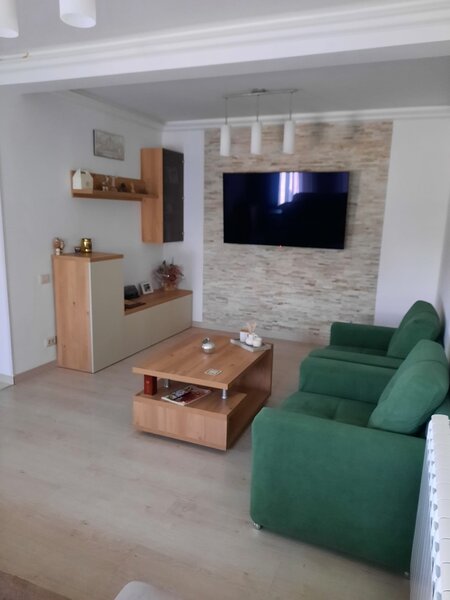 Ilfov Casa de vanzare plus spatiu comercial