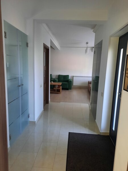 Ilfov Casa de vanzare plus spatiu comercial