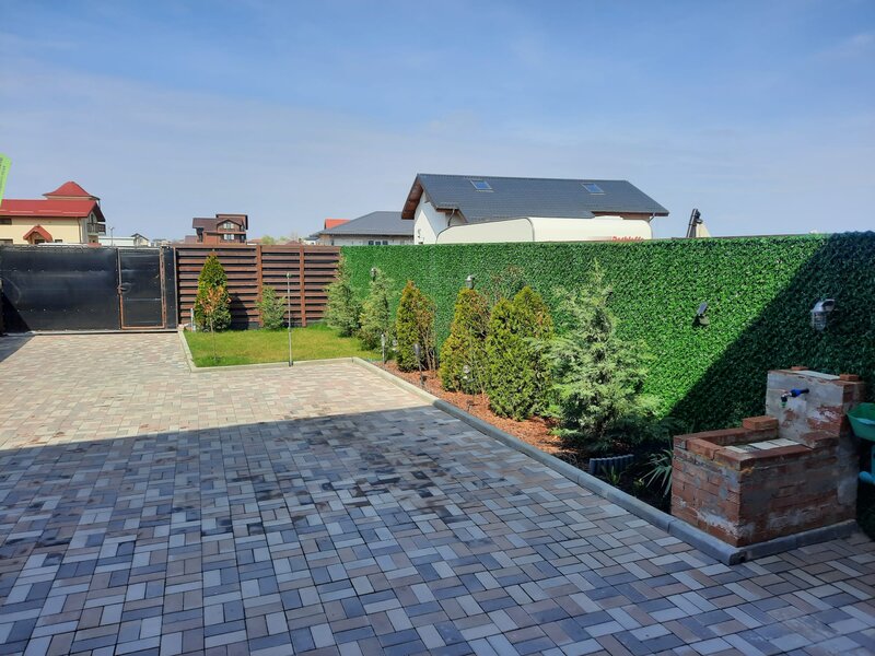 Ilfov Casa de vanzare plus spatiu comercial